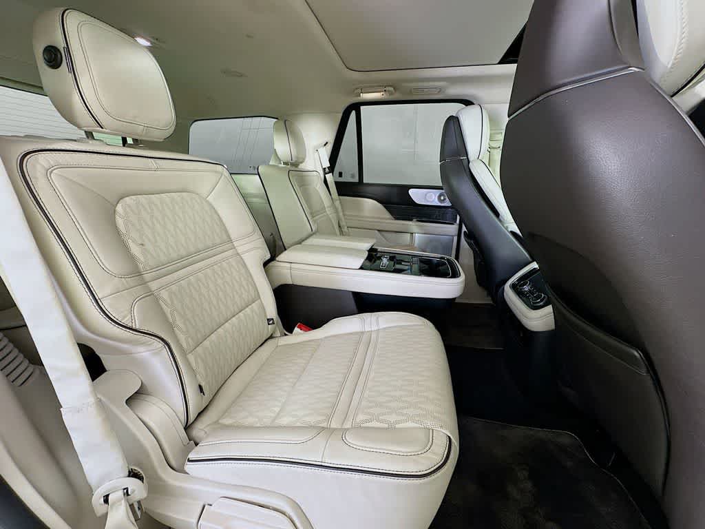 2020 Lincoln Navigator Black Label