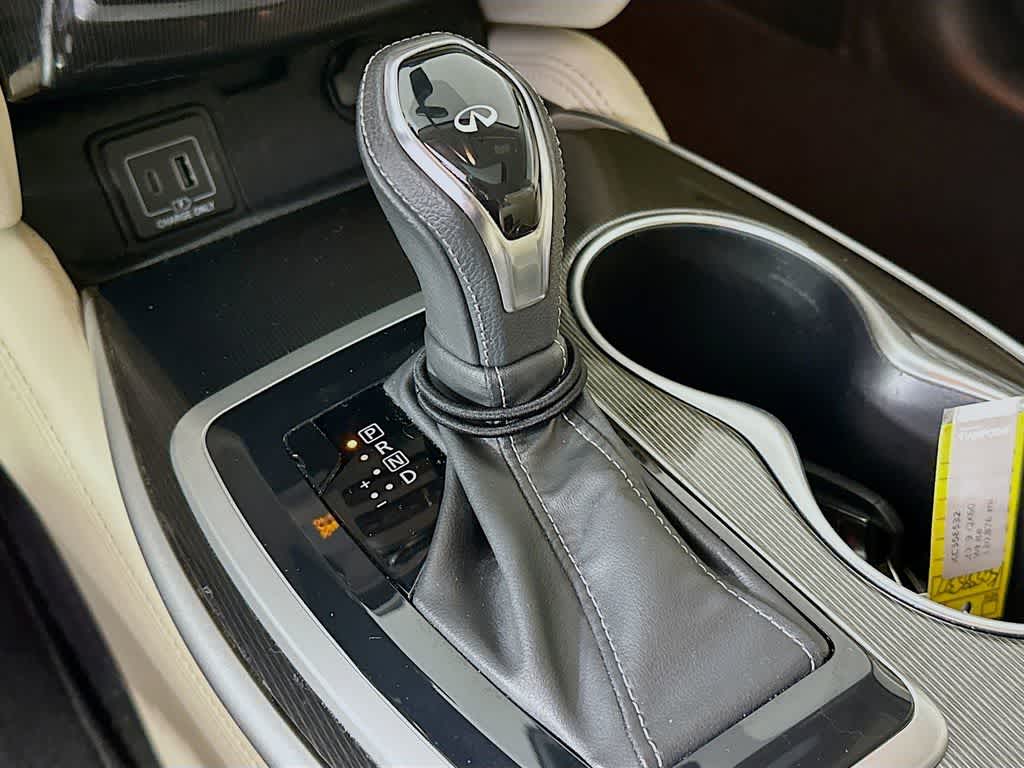 2019 INFINITI QX60 LUXE