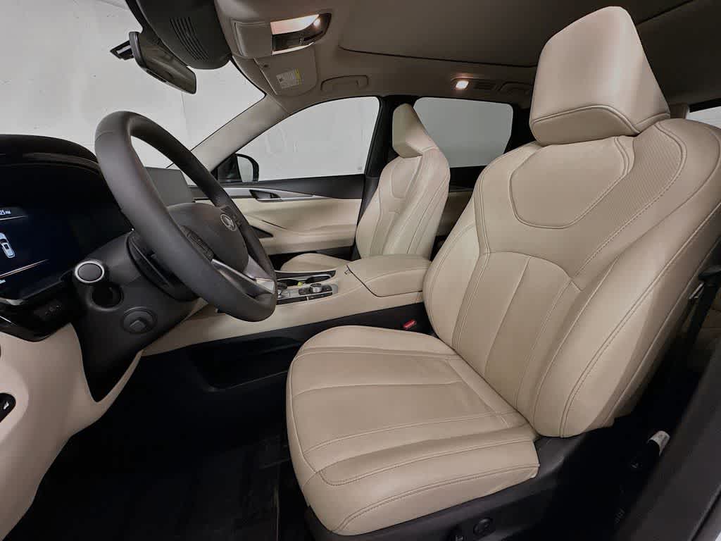 2024 INFINITI QX60 LUXE
