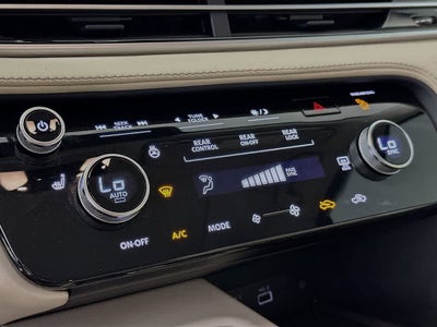 2024 INFINITI QX60 LUXE