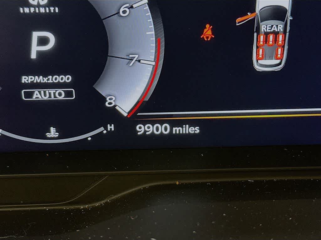 2024 INFINITI QX60 LUXE