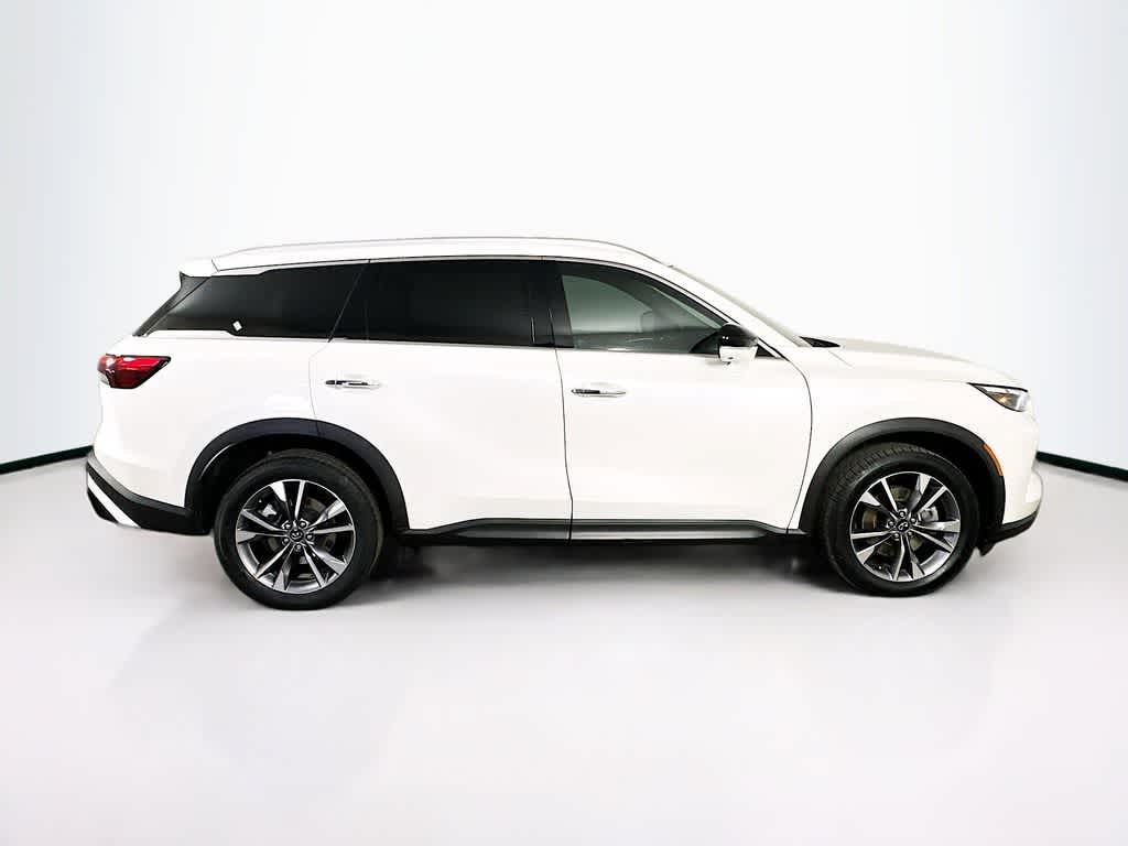 2024 INFINITI QX60 LUXE