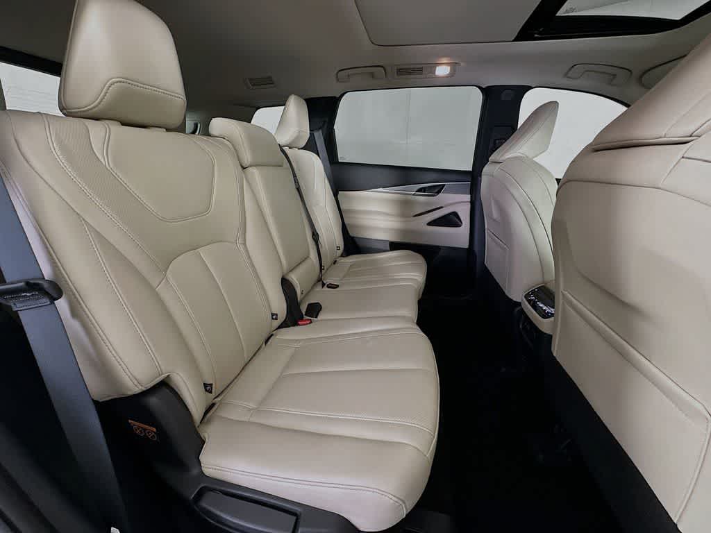 2024 INFINITI QX60 LUXE