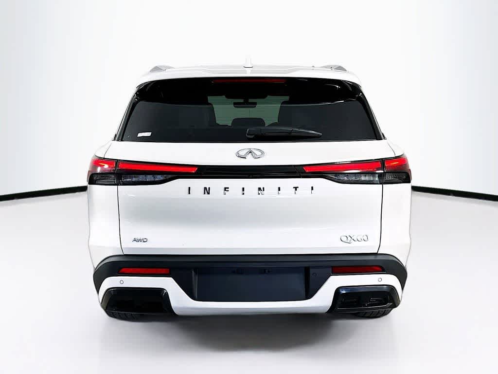 2024 INFINITI QX60 LUXE