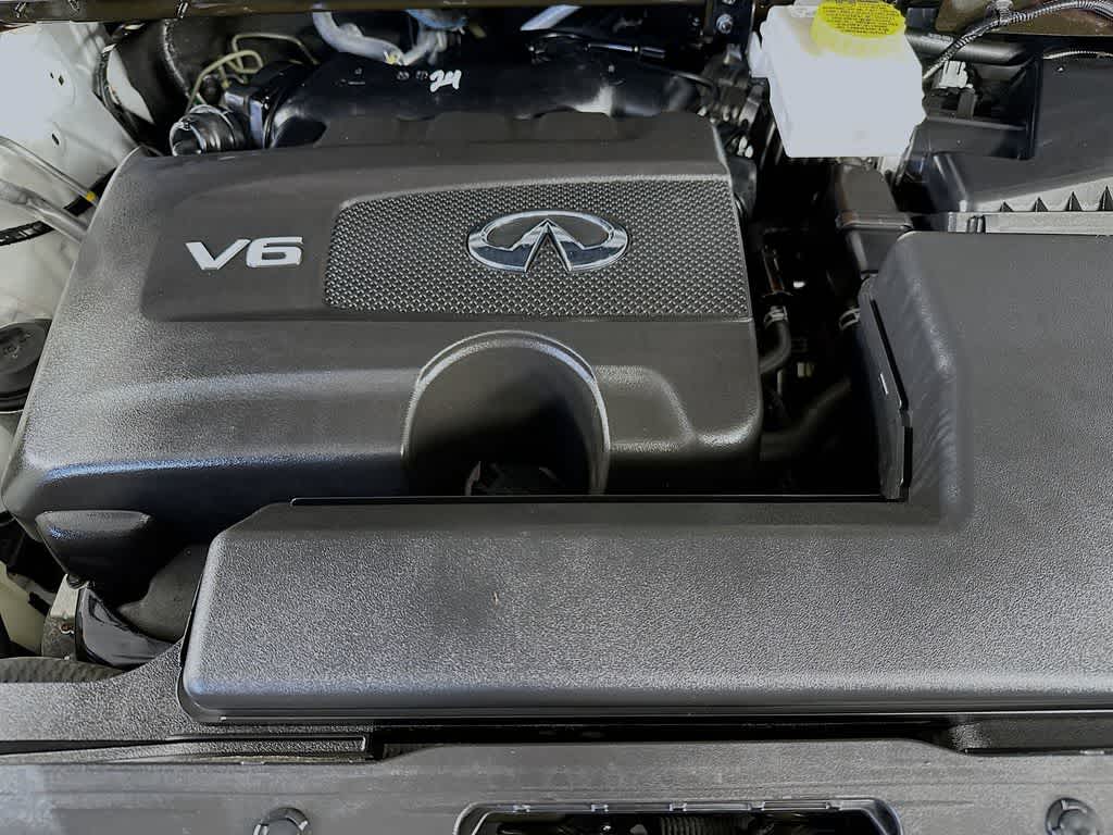 2024 INFINITI QX60 LUXE