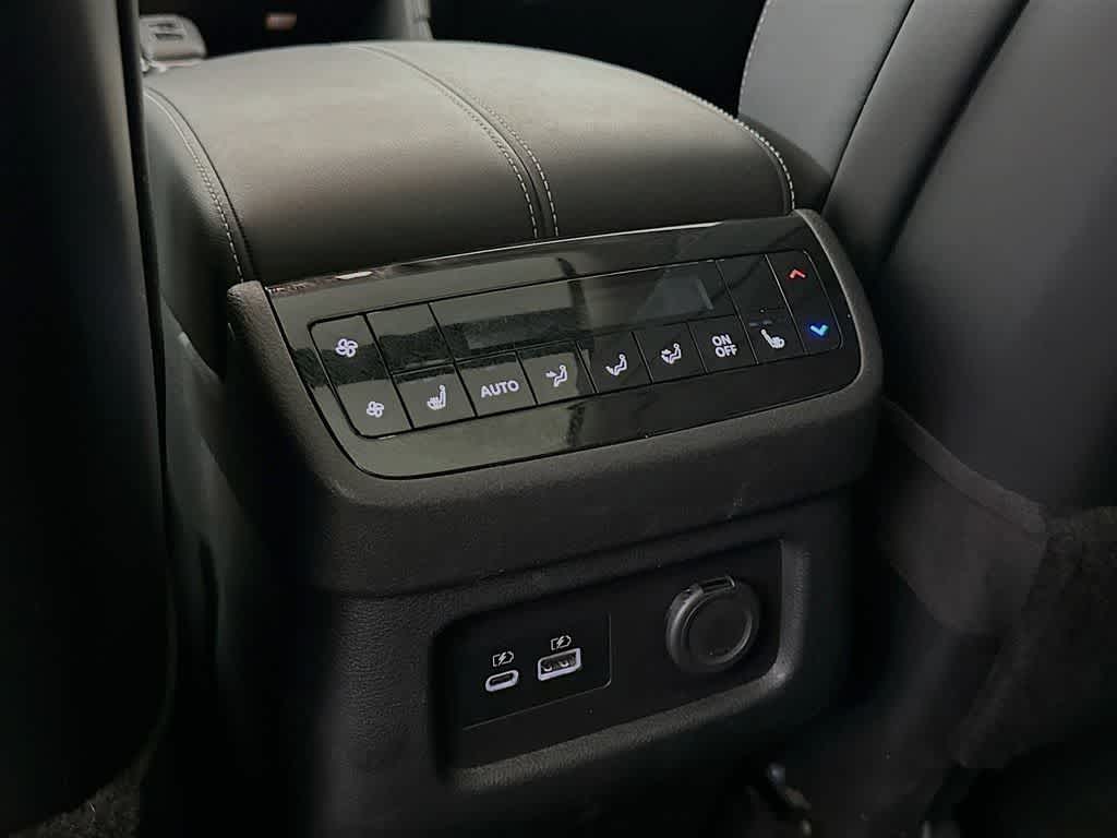 2024 INFINITI QX60 LUXE