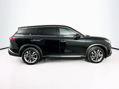 2024 INFINITI QX60 LUXE