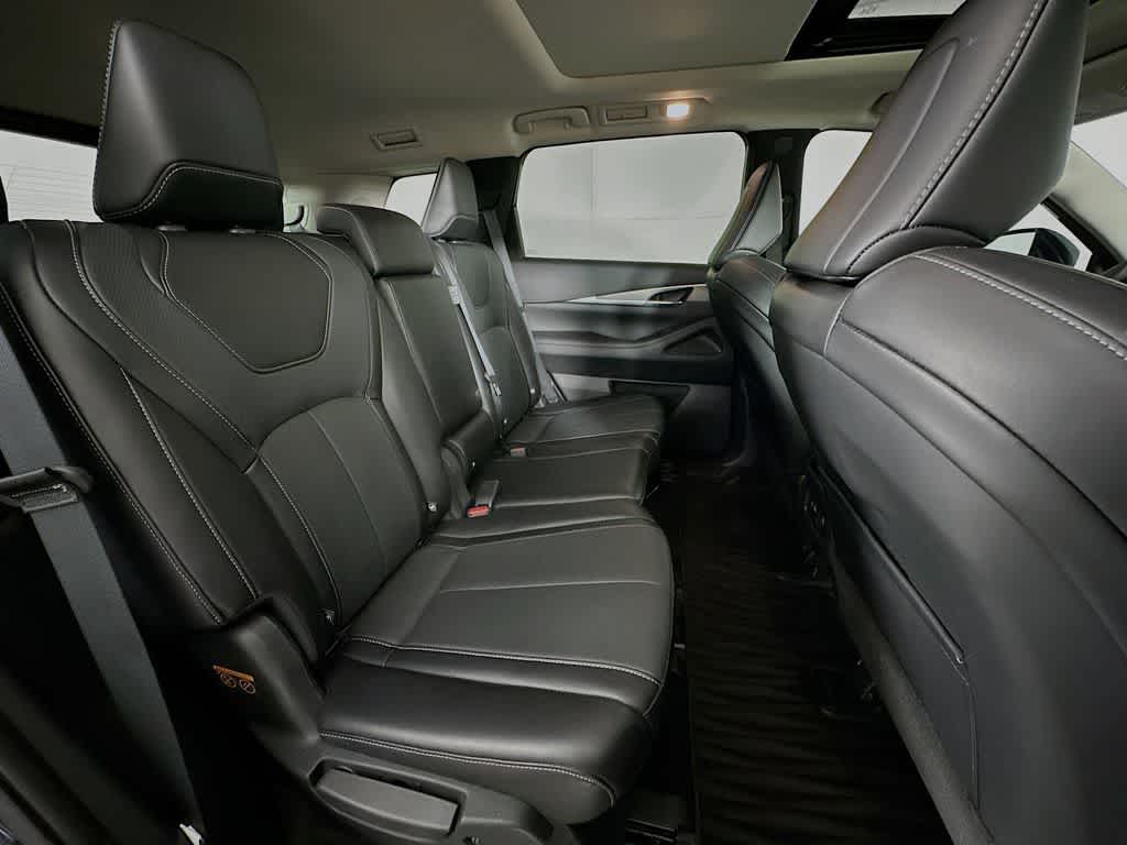 2024 INFINITI QX60 LUXE