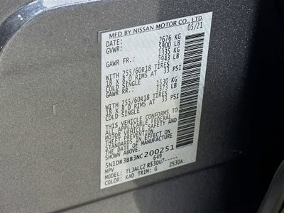 2022 Nissan Pathfinder SV