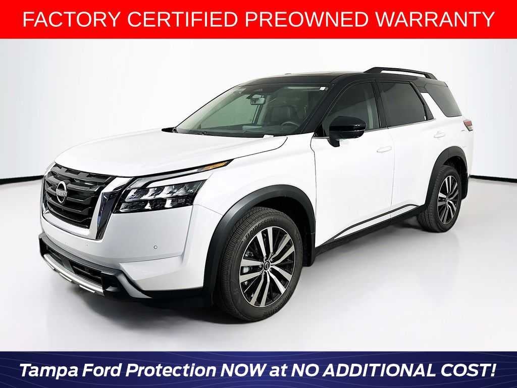 2025 Nissan Pathfinder Platinum