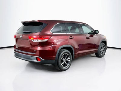 2018 Toyota Highlander LE