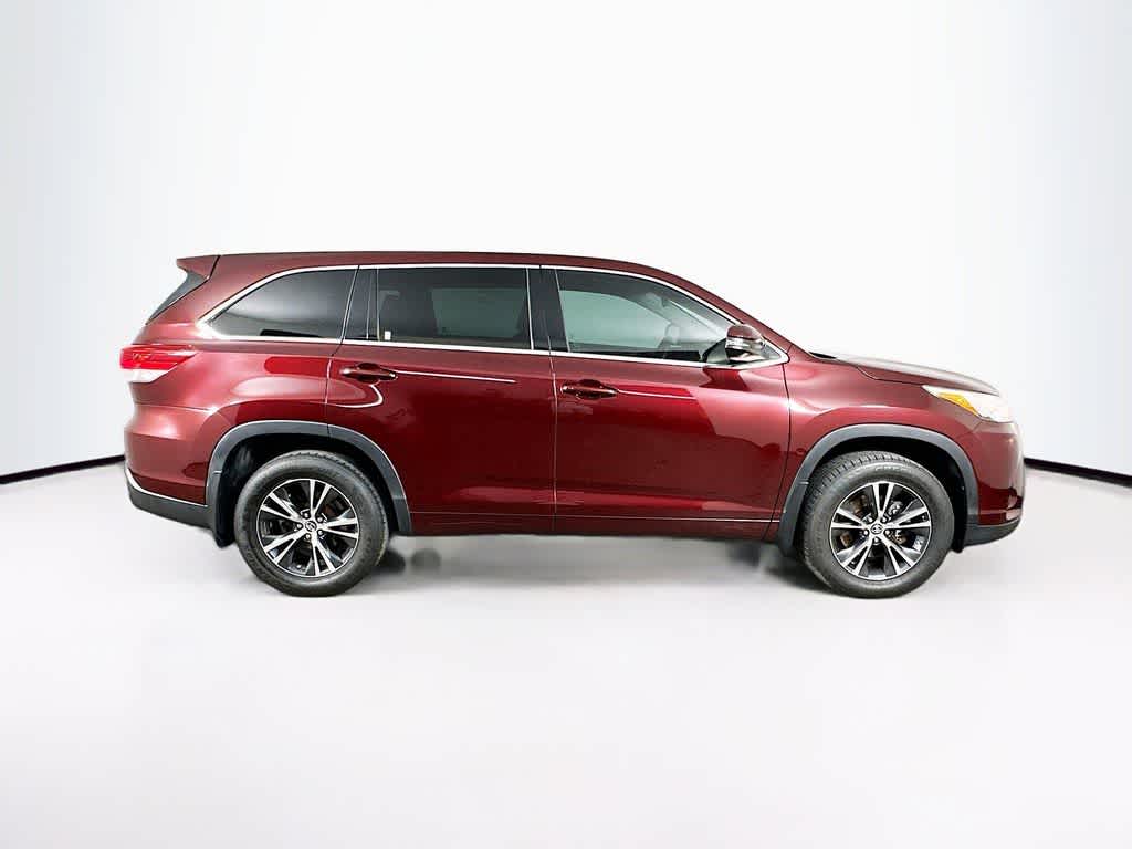 2018 Toyota Highlander LE