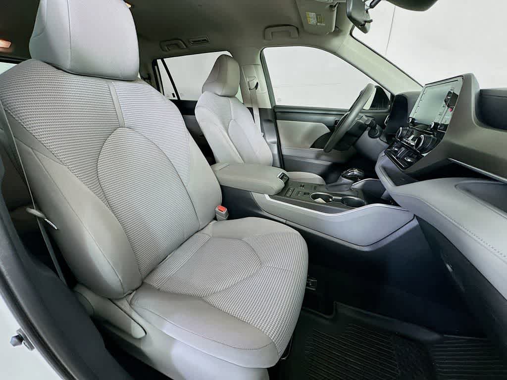 2020 Toyota Highlander L