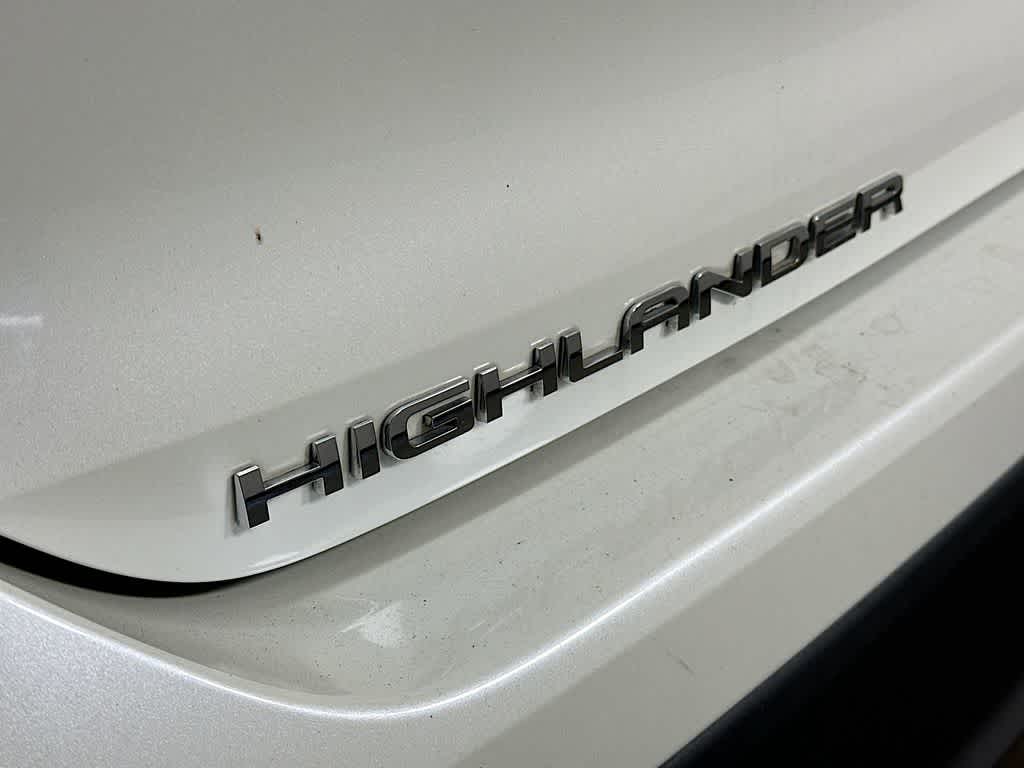 2020 Toyota Highlander L