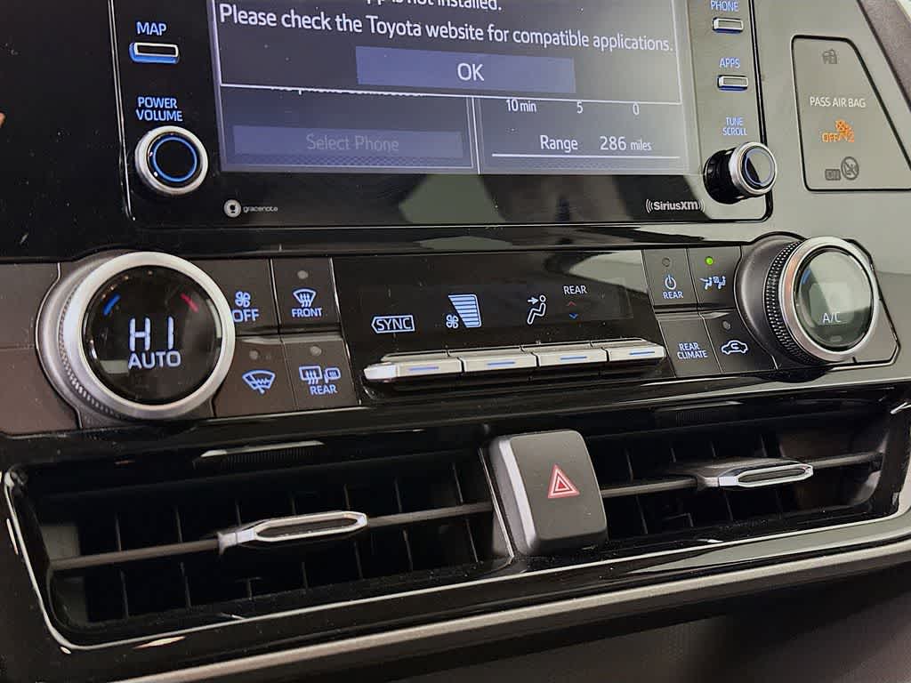 2020 Toyota Highlander L