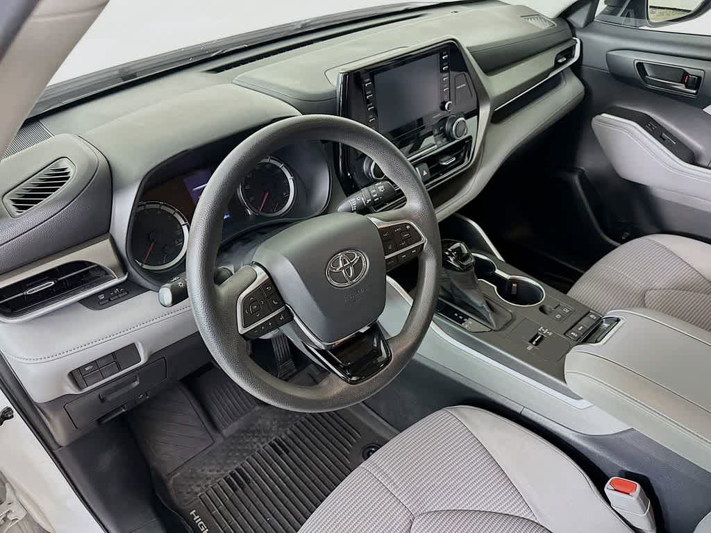 2020 Toyota Highlander L