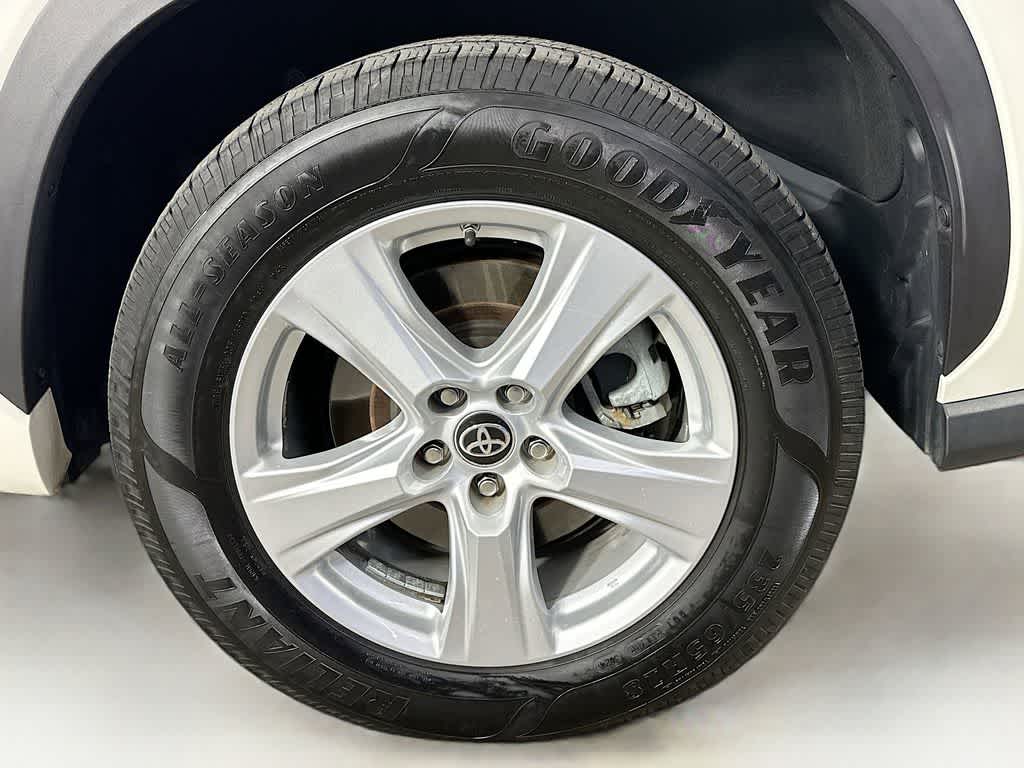 2020 Toyota Highlander L