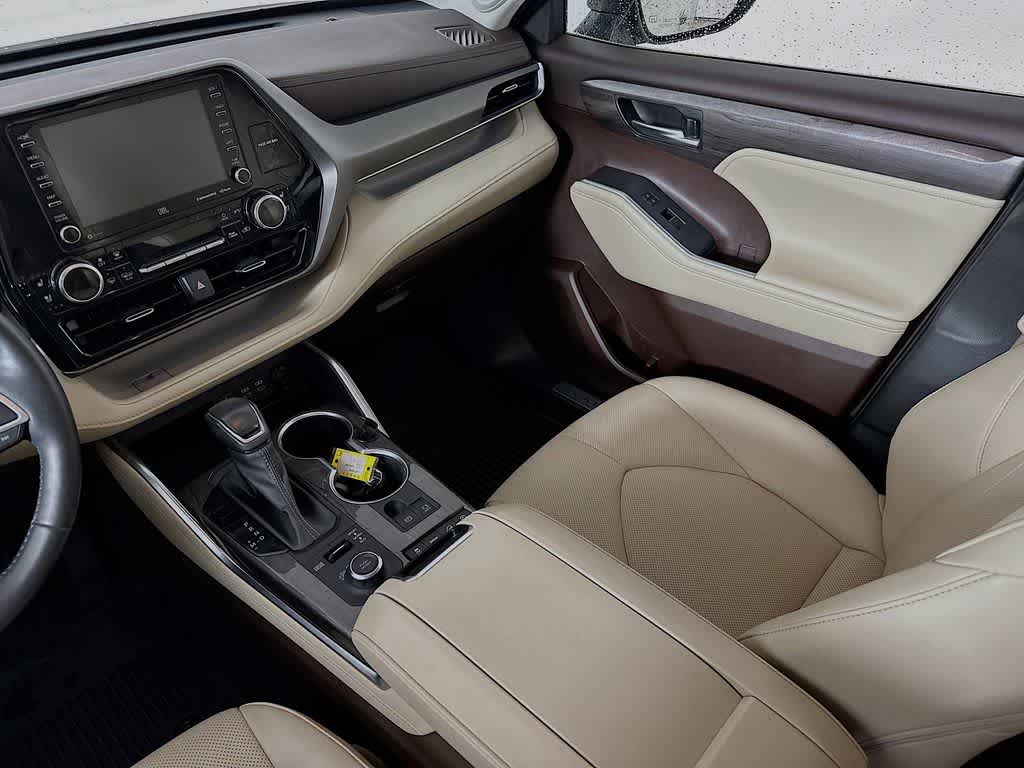 2022 Toyota Highlander Limited