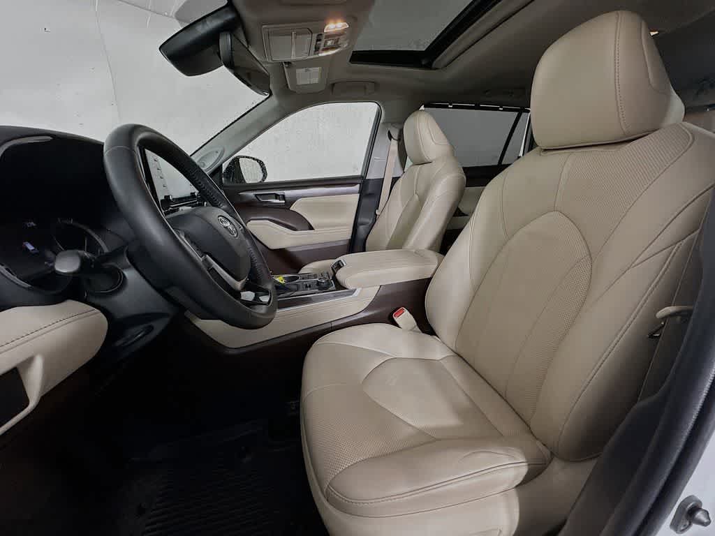 2022 Toyota Highlander Limited