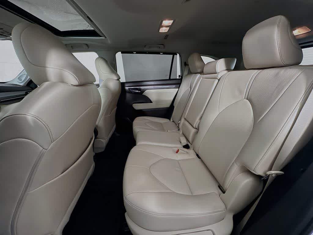 2022 Toyota Highlander Limited