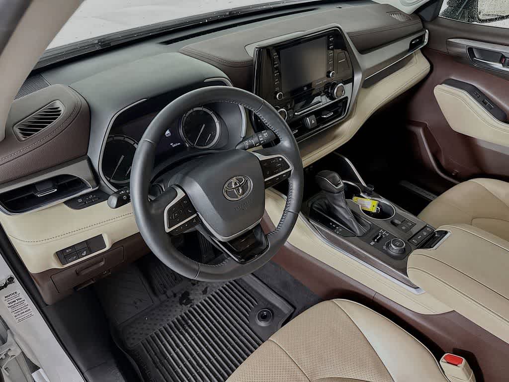 2022 Toyota Highlander Limited
