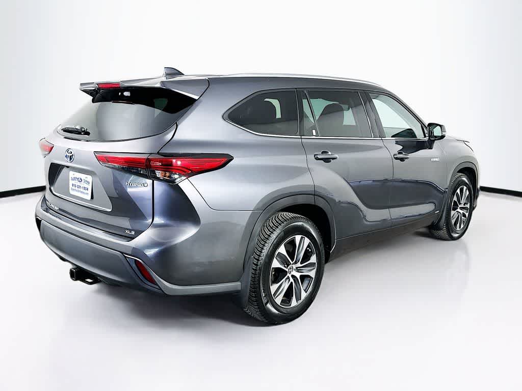 2021 Toyota Highlander Hybrid XLE