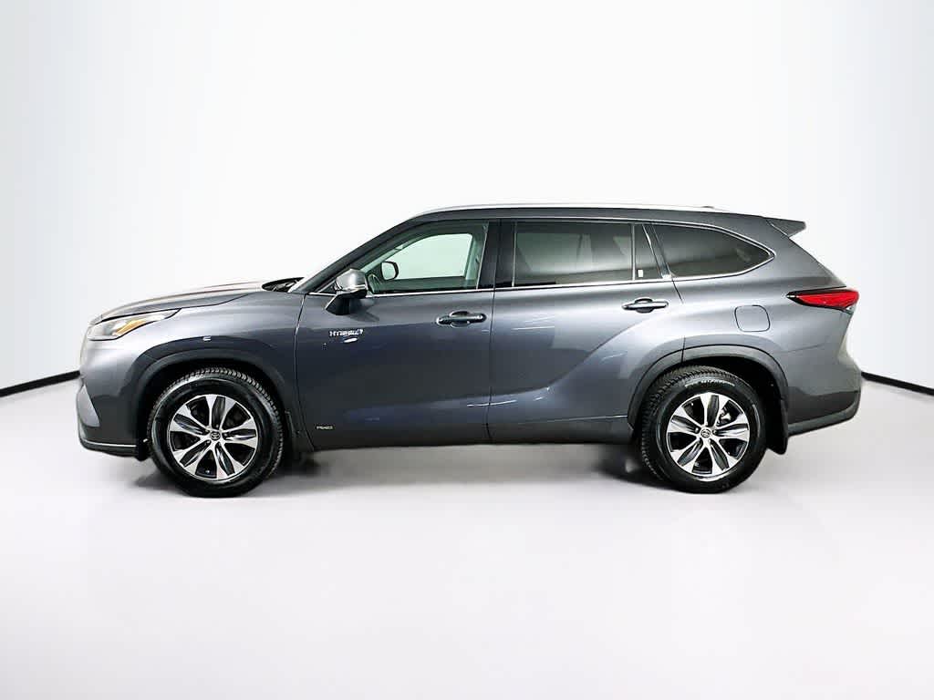 2021 Toyota Highlander Hybrid XLE