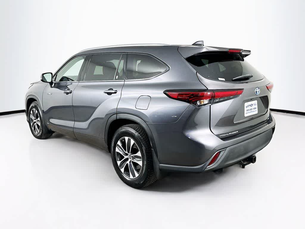 2021 Toyota Highlander Hybrid XLE