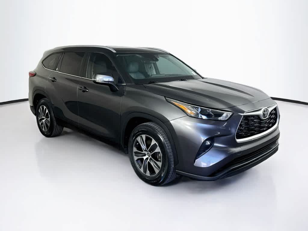 2023 Toyota Highlander L