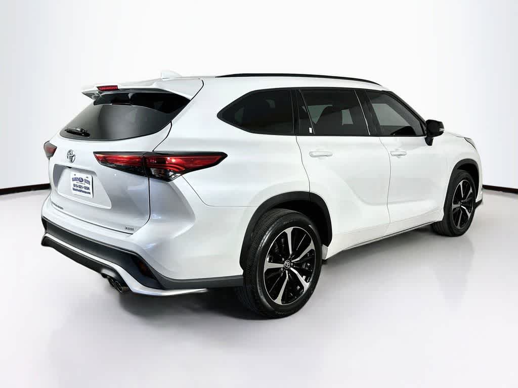 2022 Toyota Highlander XSE