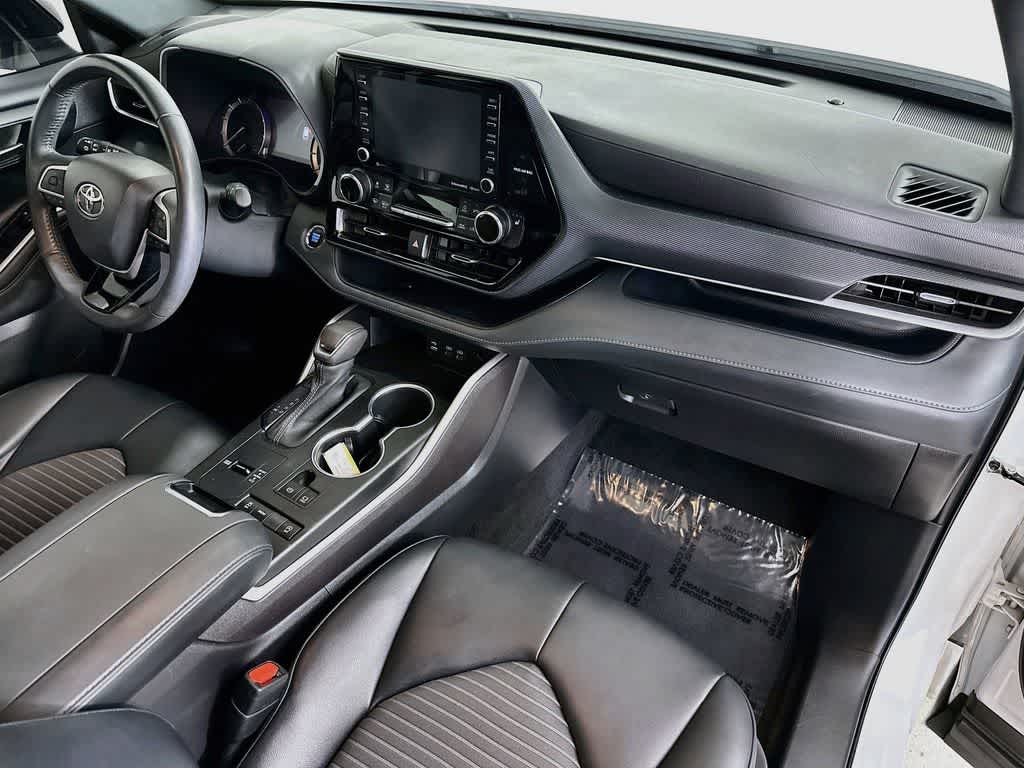 2022 Toyota Highlander XSE