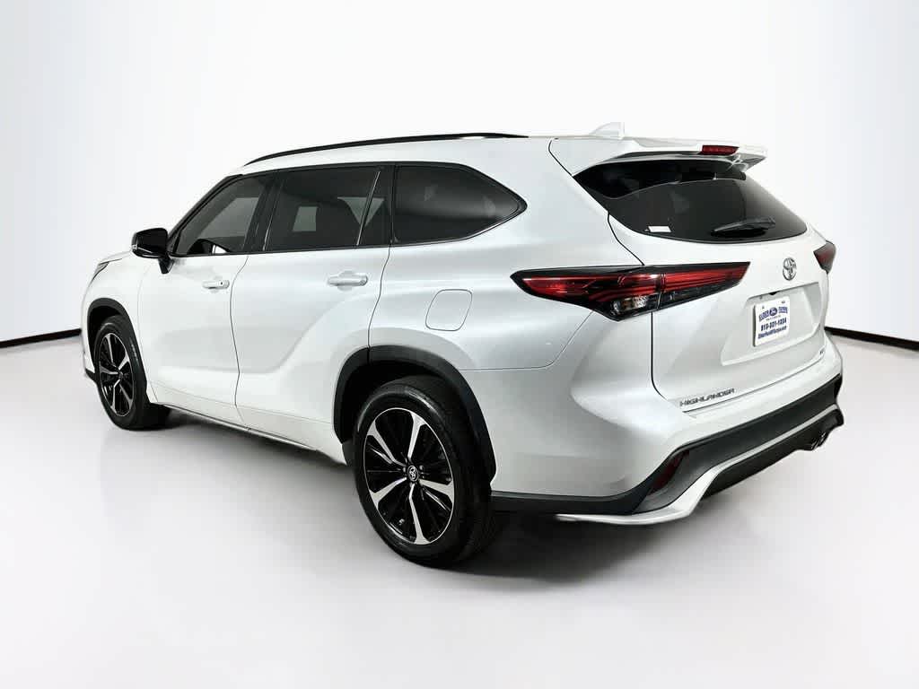 2022 Toyota Highlander XSE