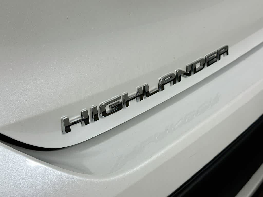 2022 Toyota Highlander XSE