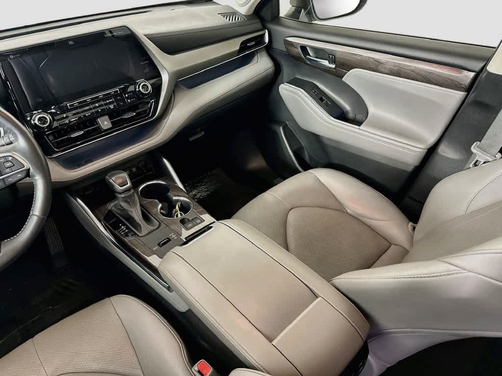 2021 Toyota Highlander Limited