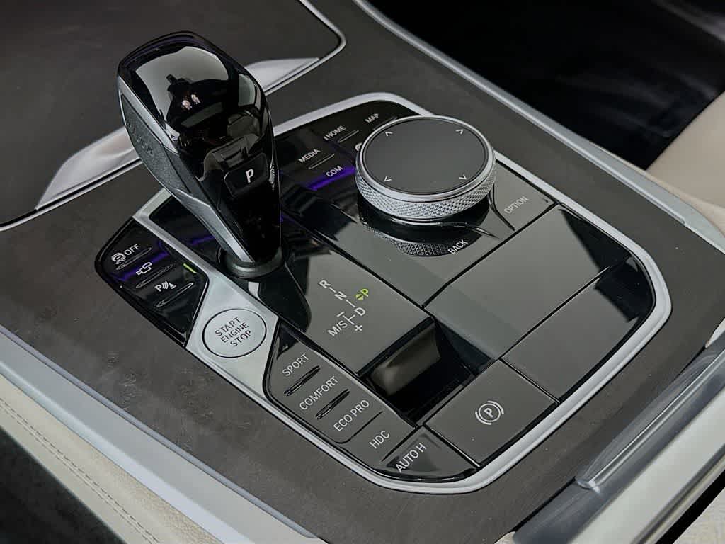 2022 BMW X5 xDrive40i xDrive40i