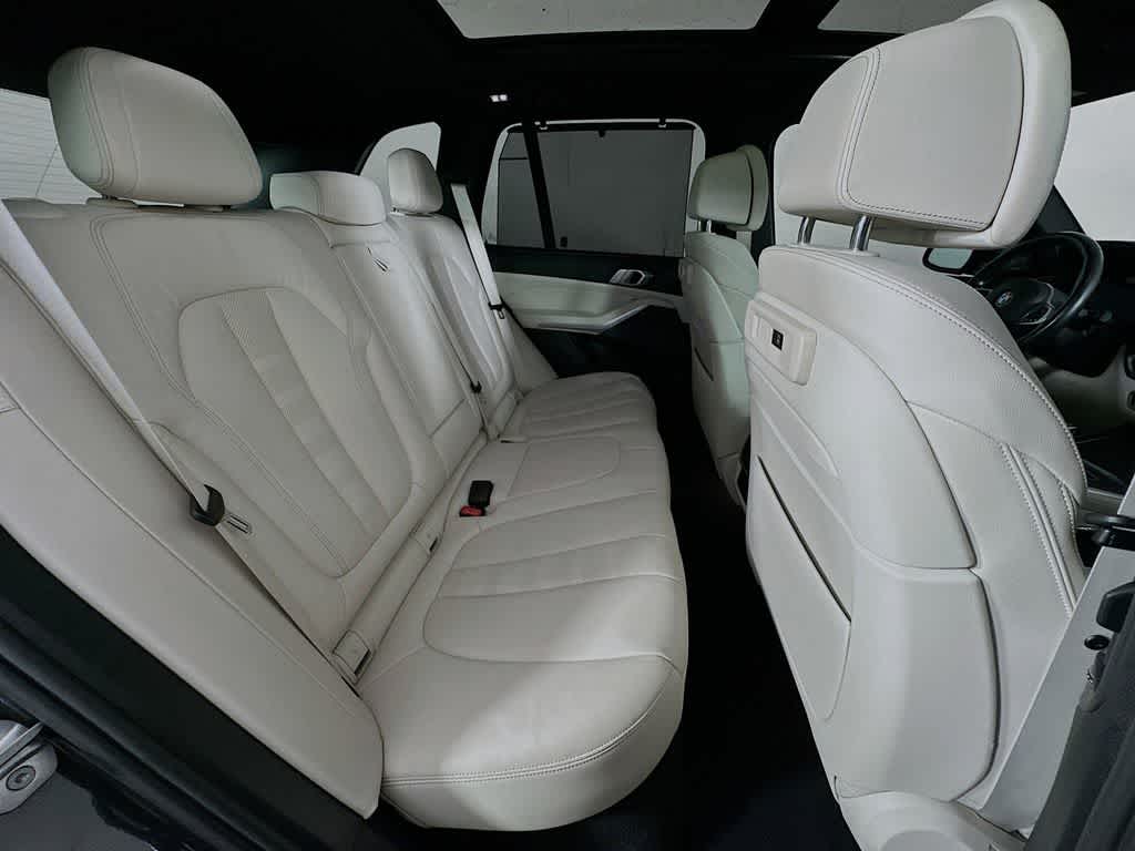2022 BMW X5 xDrive40i xDrive40i