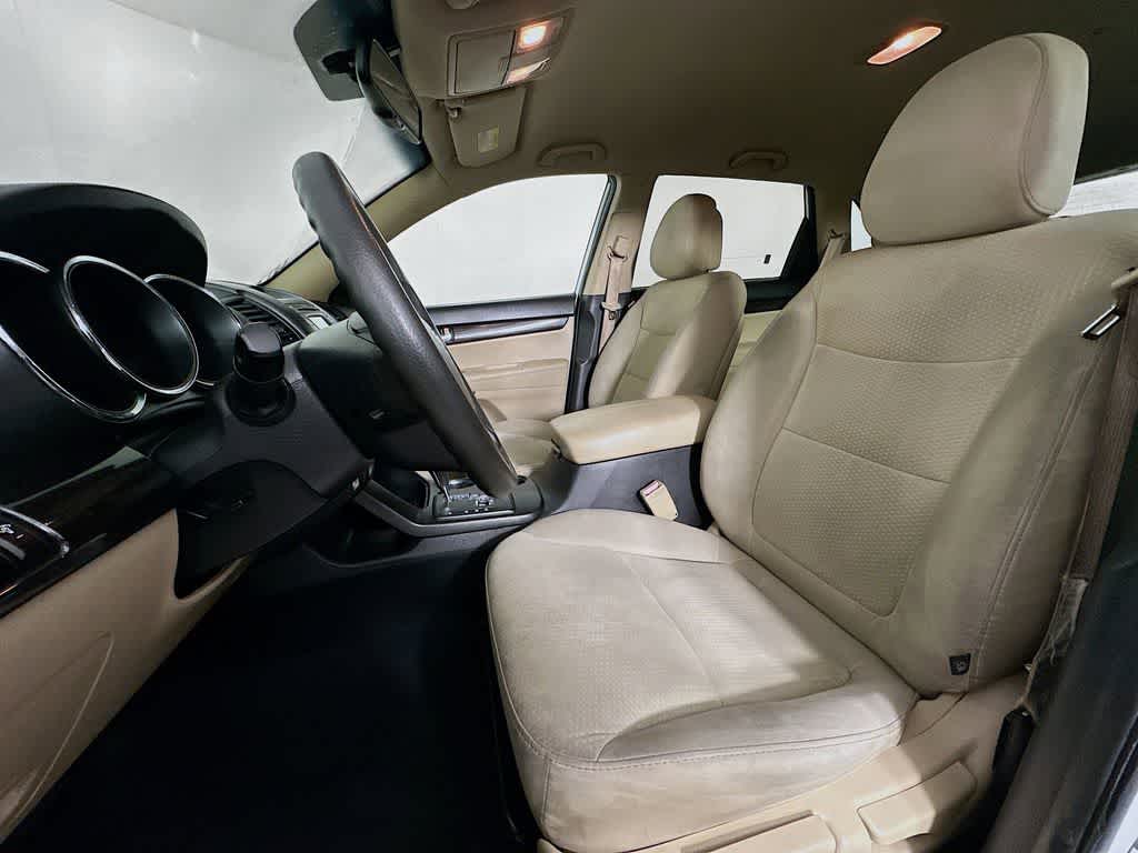 2013 Kia Sorento LX
