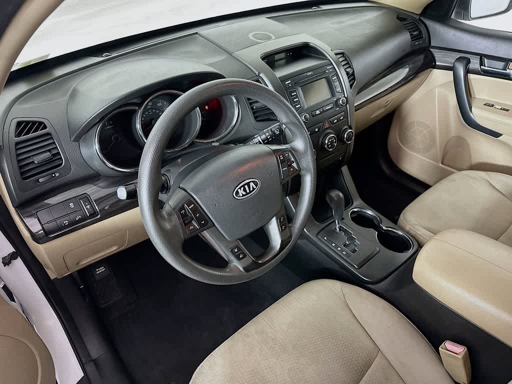 Used 2013 Kia Sorento LX with VIN 5XYKT3A61DG423674 for sale in Tampa, FL