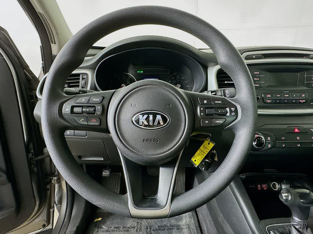 2016 Kia Sorento L