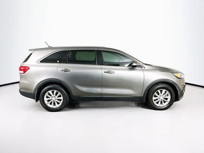 2016 Kia Sorento L
