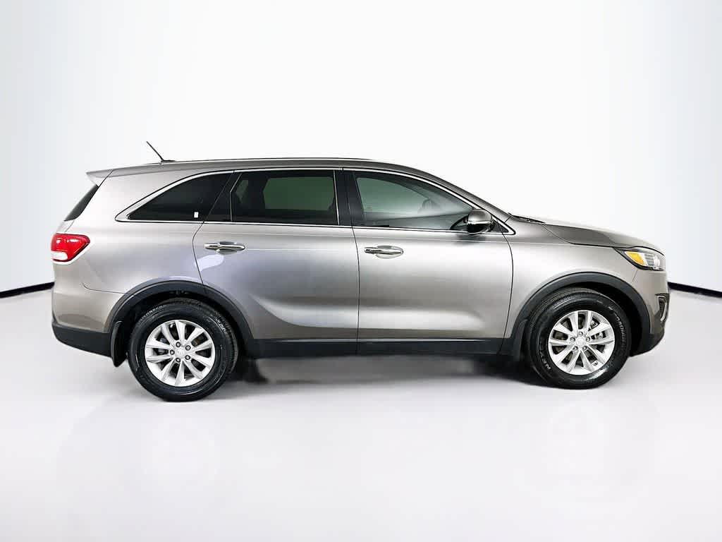 2016 Kia Sorento L