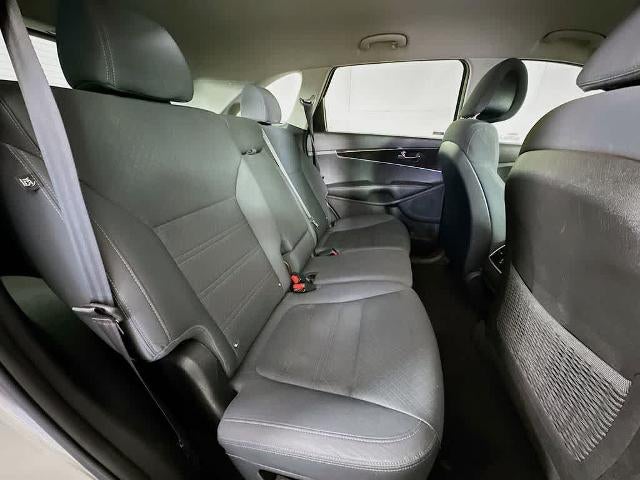 2016 Kia Sorento L