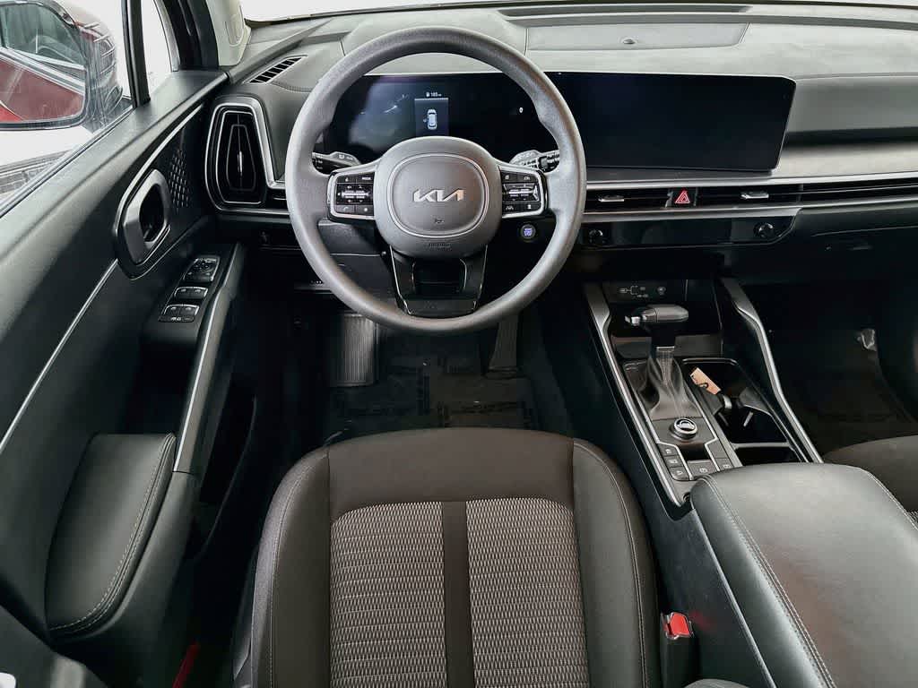 2025 Kia Sorento LX