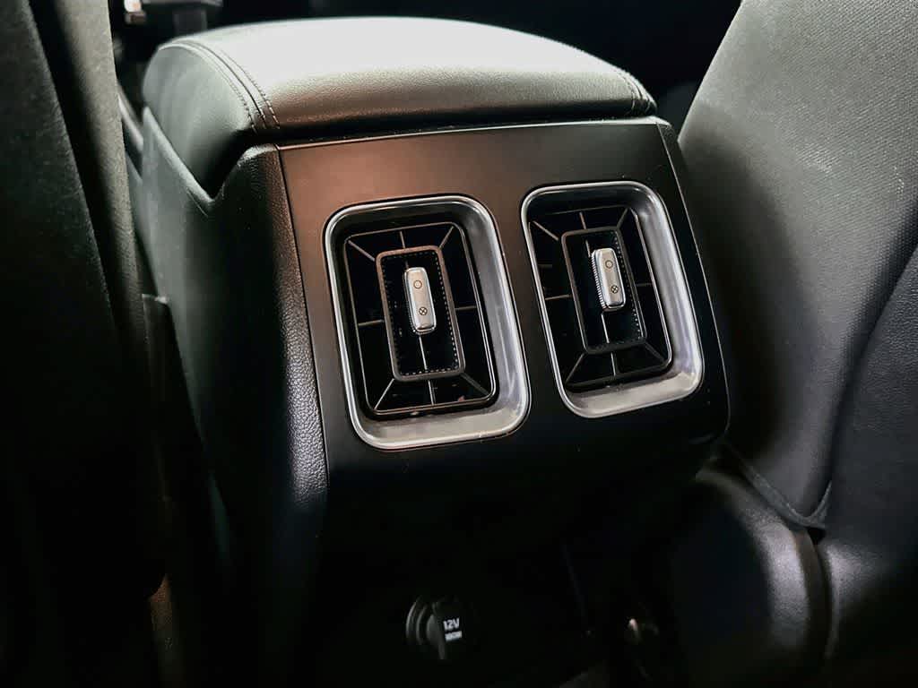 2025 Kia Sorento LX