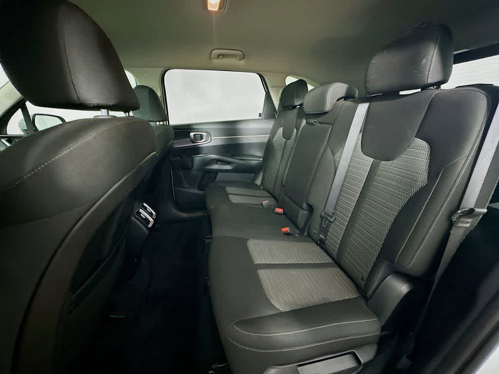 2021 Kia Sorento LX