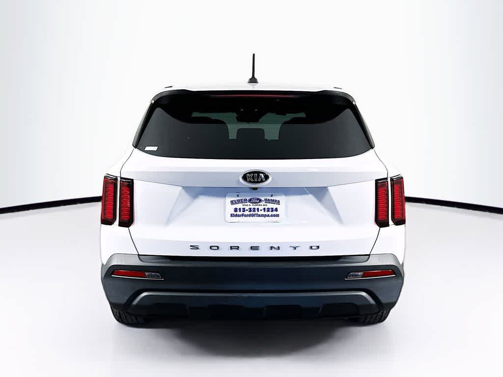 2021 Kia Sorento LX