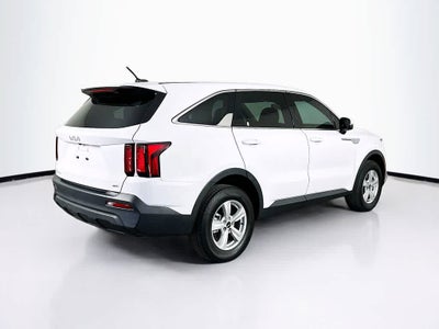 2023 Kia Sorento LX