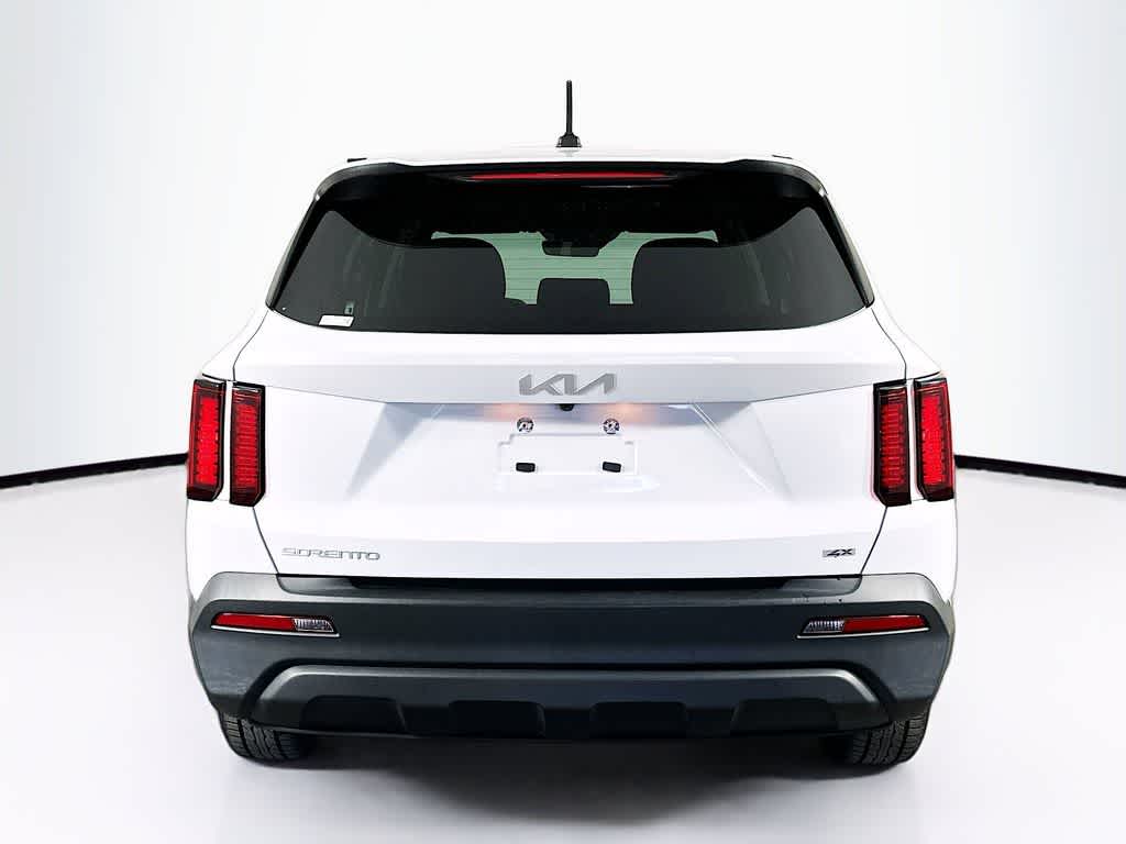 2023 Kia Sorento LX