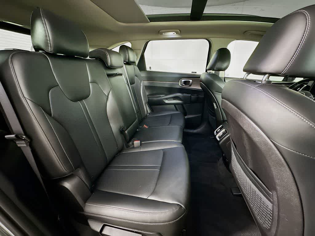 2022 Kia Sorento X-Line S