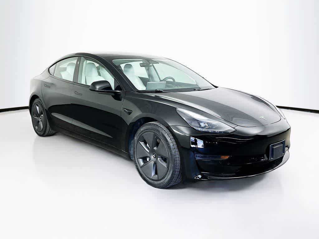 2021 Tesla Model 3 Standard Range Plus